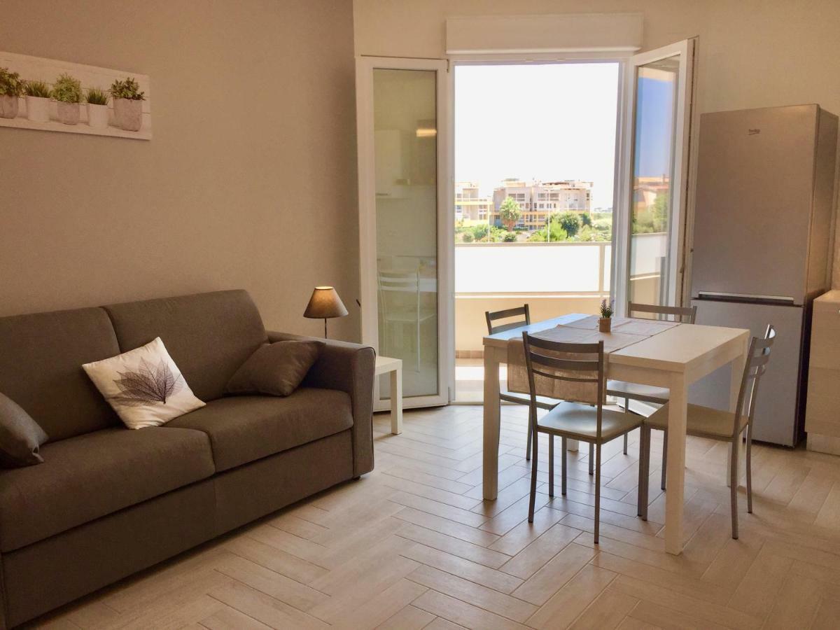 Le Domus Modern Apartments Cagliari Su Forti Екстериор снимка