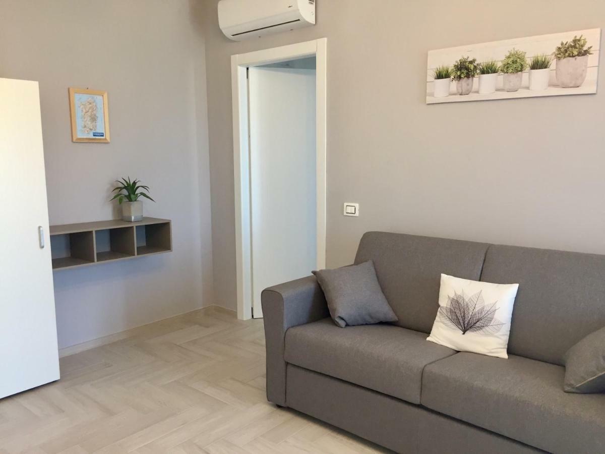 Le Domus Modern Apartments Cagliari Su Forti Екстериор снимка