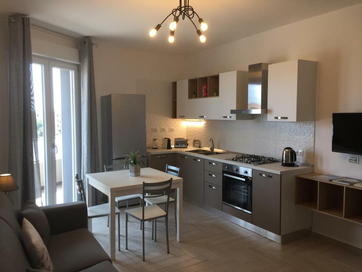 Le Domus Modern Apartments Cagliari Su Forti Екстериор снимка