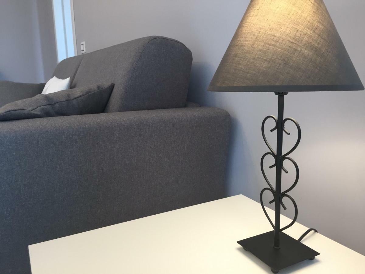 Le Domus Modern Apartments Cagliari Su Forti Екстериор снимка